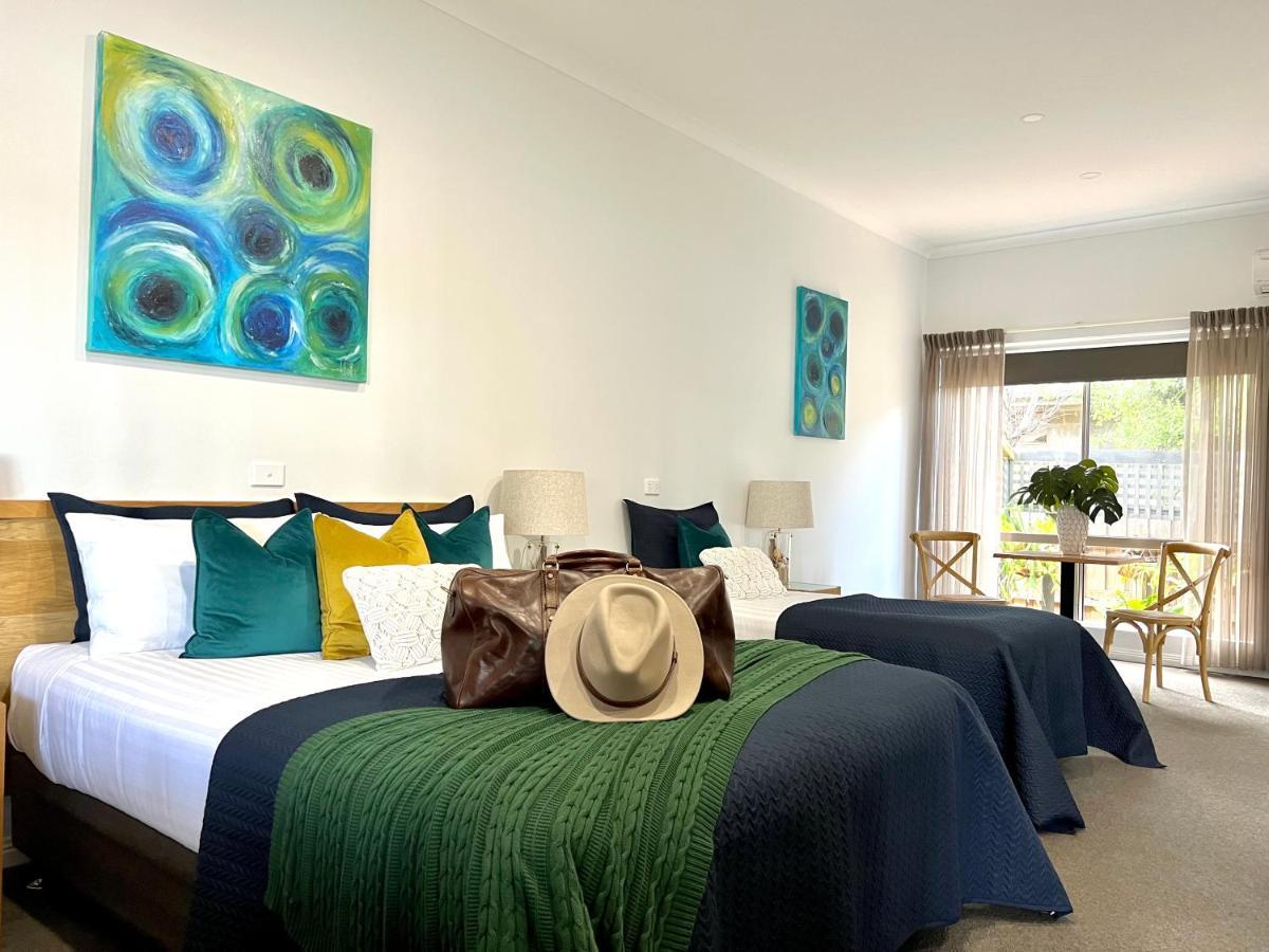 Coastal Waters Motor Inn Lakes Entrance Bagian luar foto