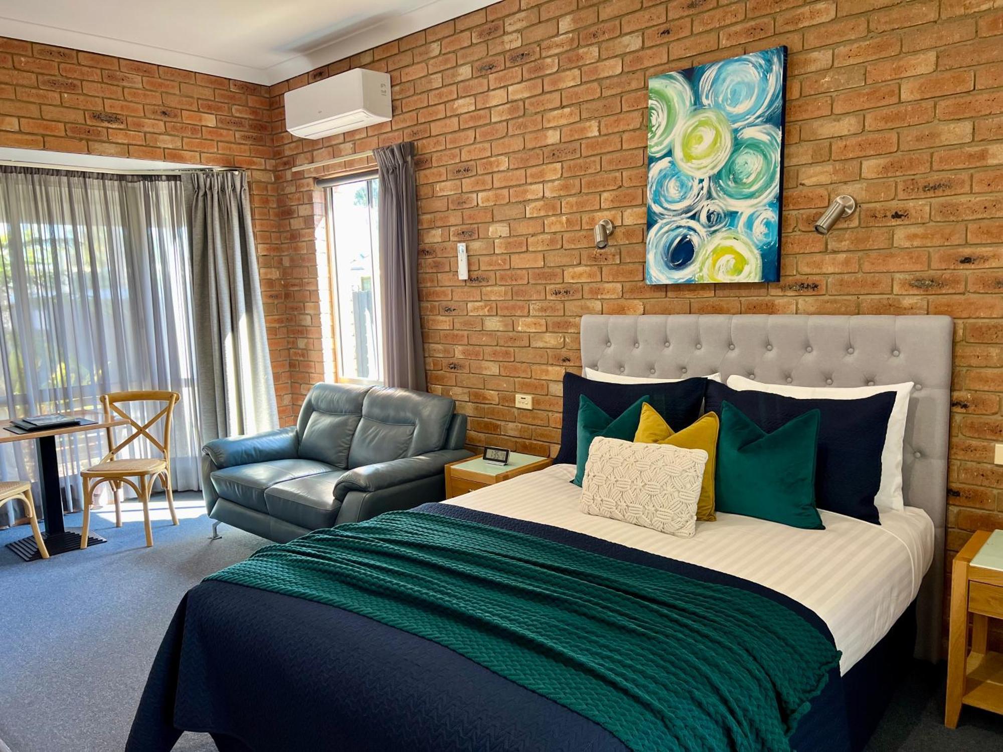 Coastal Waters Motor Inn Lakes Entrance Bagian luar foto