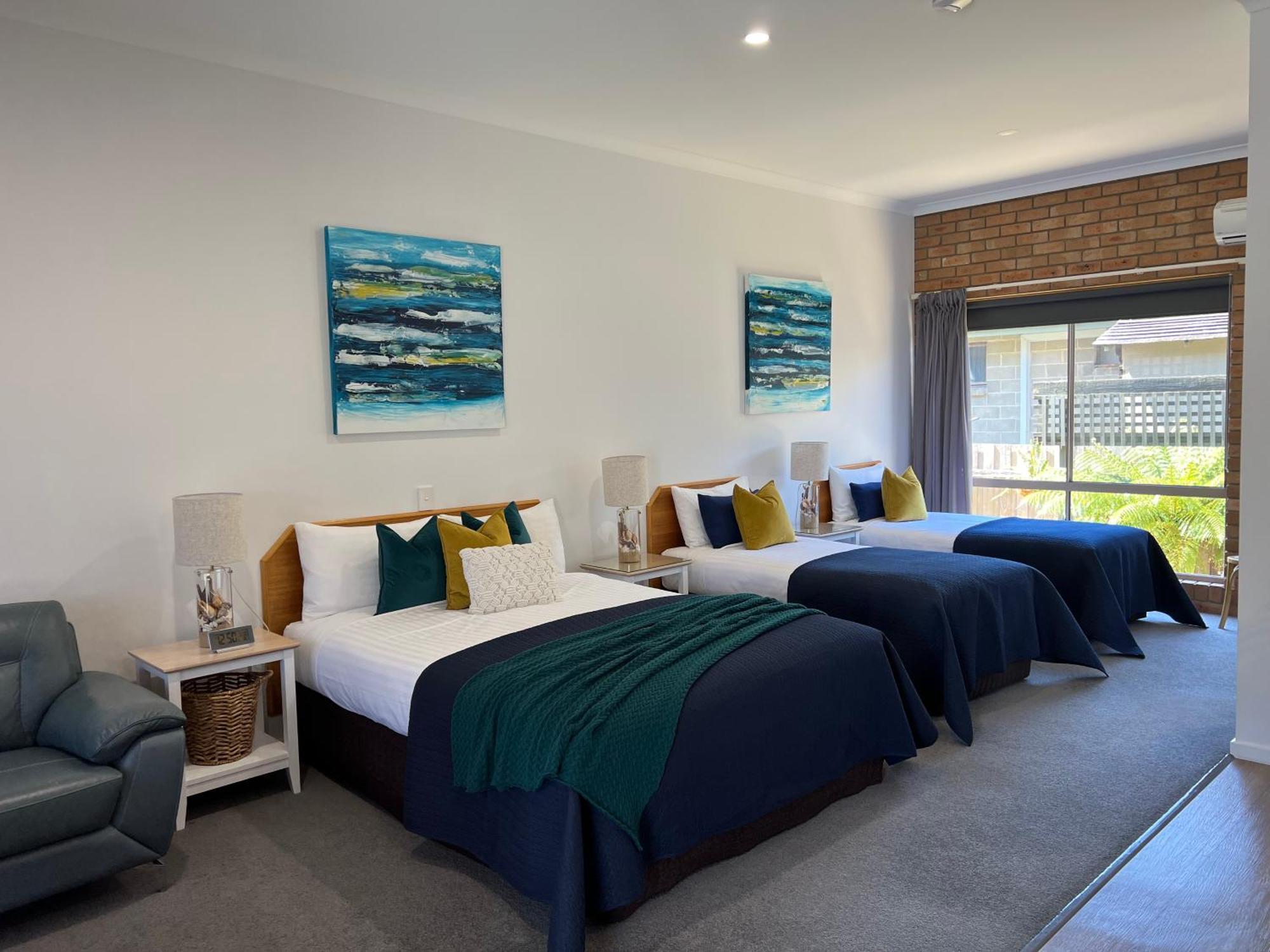 Coastal Waters Motor Inn Lakes Entrance Bagian luar foto