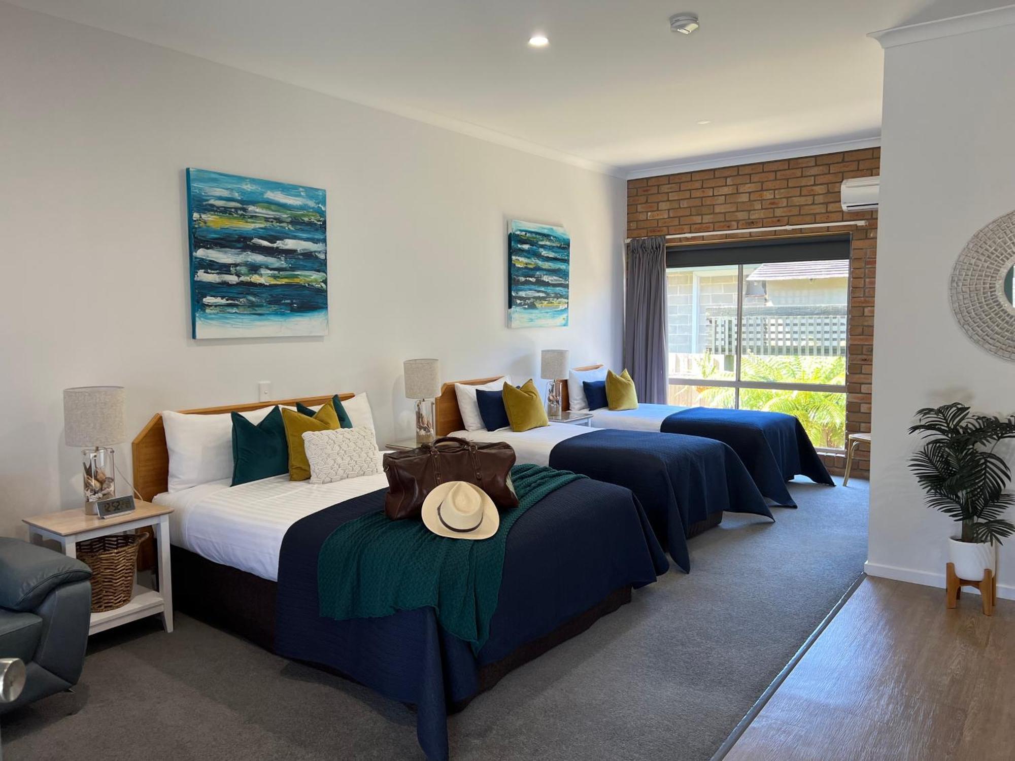 Coastal Waters Motor Inn Lakes Entrance Bagian luar foto